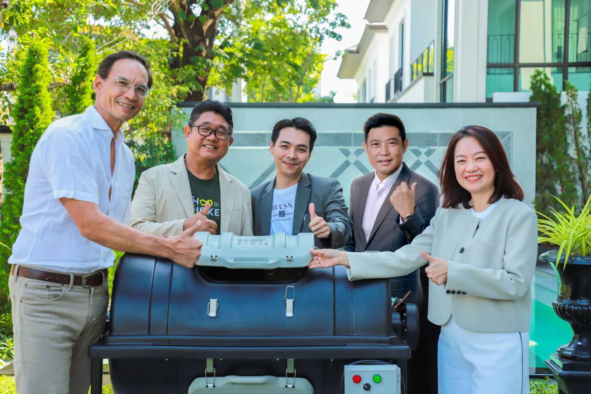 Read more about the article BLESS x ShooShoke รณรงค์กำจัดขยะ (Food Waste) ด้วยระบบ Zero Waste รีไซเคิลเป็นปุ๋ยชีวภาพ