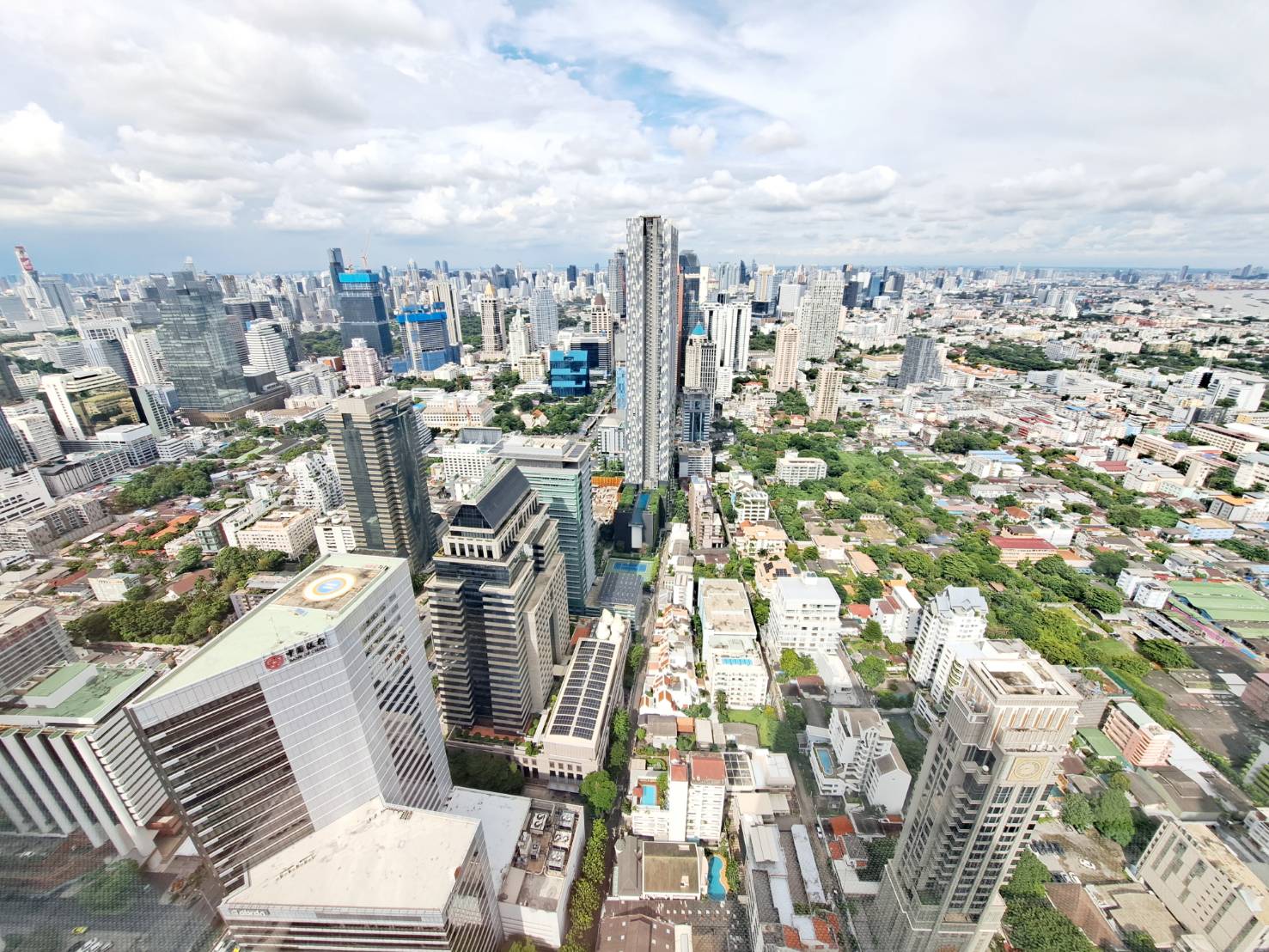 Read more about the article ตลาดอสังหาฯปีงูเห่า(พิษ)เหนื่อย!กำลังซื้อหาย ราคาที่อยู่อาศัยเพิ่มขึ้นเร็วกว่ารายได้