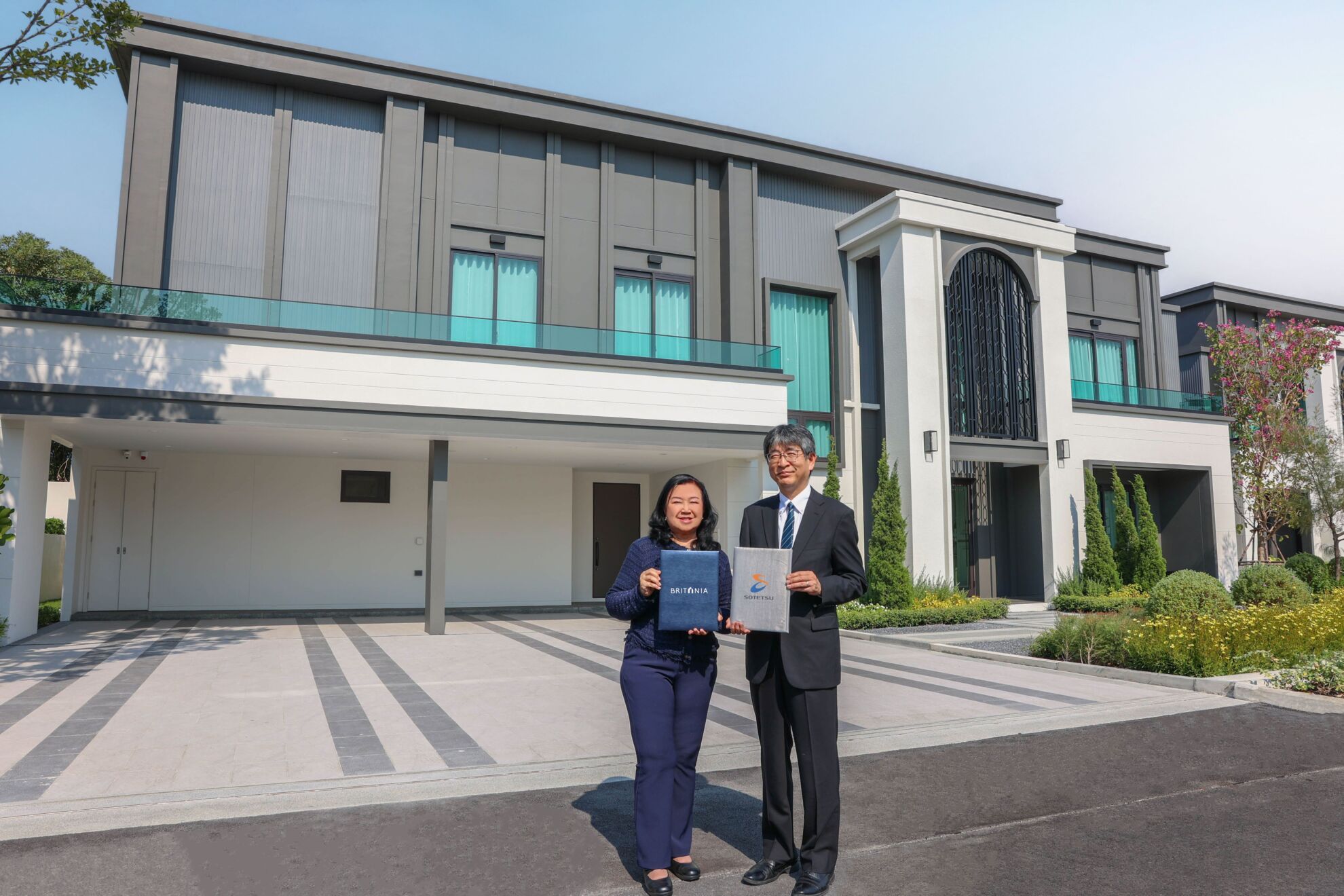Read more about the article บริทาเนีย ร่วมทุนยักษ์ญี่ปุ่น Sotetsu GROUP เนรมิตบ้านเดี่ยวระดับ Luxury “เบลกราเวีย เอ็กซ์คลูซีฟ ราชพฤกษ์-พระราม 5”