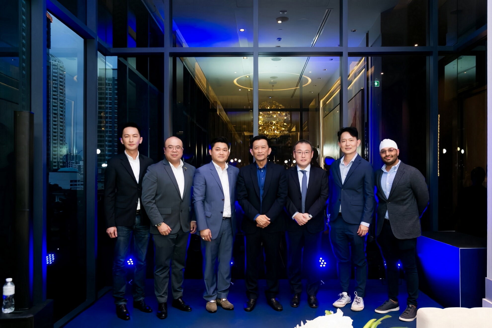 Read more about the article HYDE HERITAGE THONGLOR ร่วมมือ 5 พันธมิตรแบรนด์ดังระดับโลก  ยกระดับประสบการณ์การอยู่อาศัย และไลฟ์สไตล์ให้กับลูกบ้าน ด้วยบริการสุด Privilege Ultimate Prestige