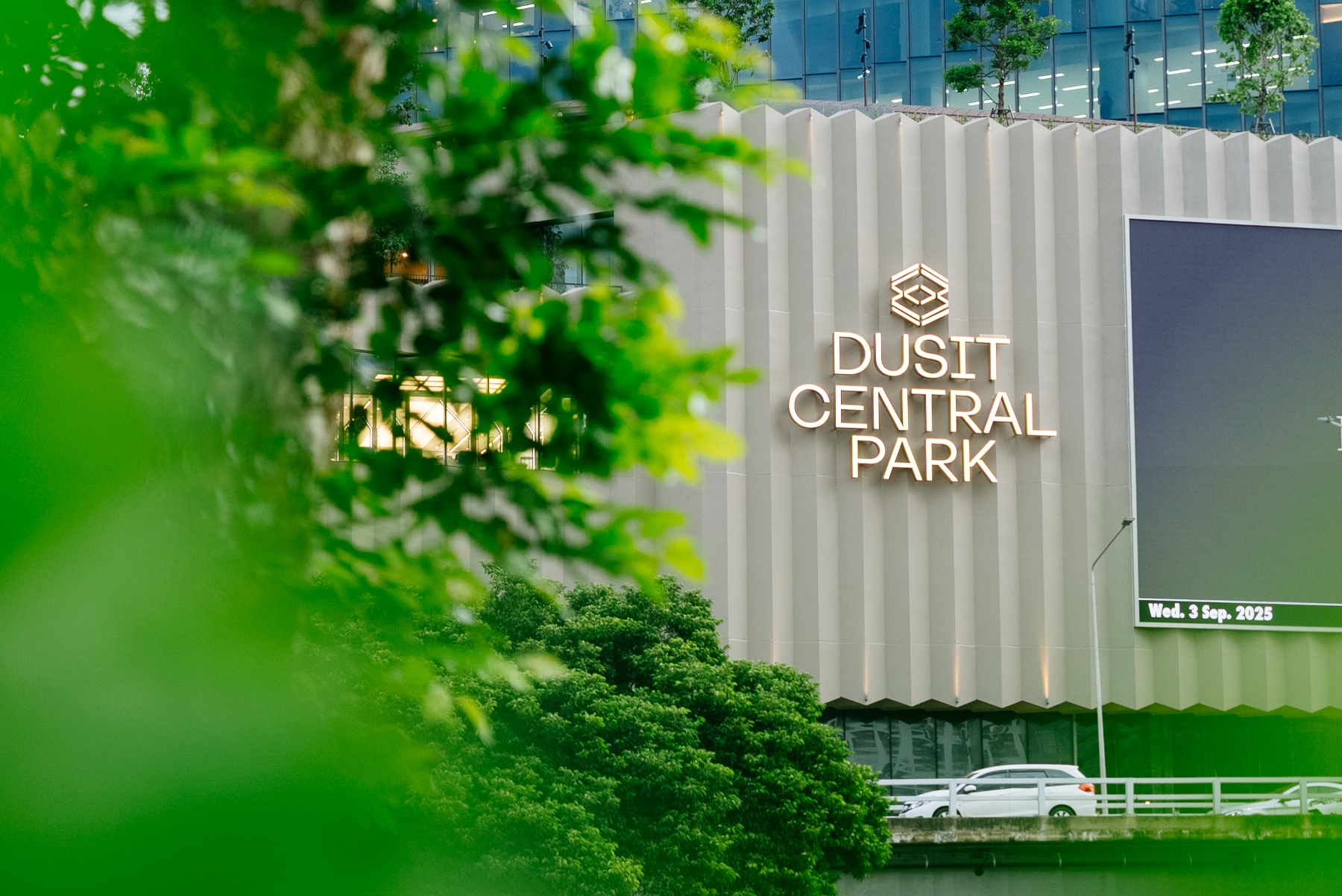 Read more about the article First Look! เปิดมุมสวย “Central Park” ใจกลาง Super Core CBD