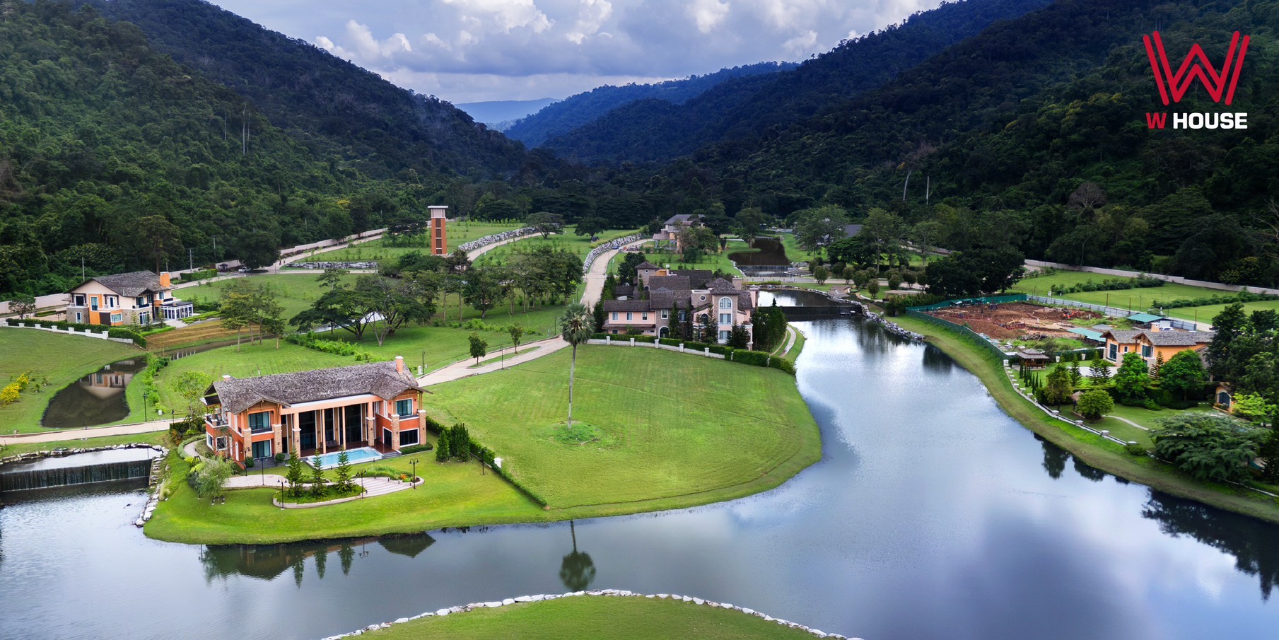 Read more about the article ดับบลิว เฮ้าส์เดินเกมบุกผู้นำรับสร้างบ้านหรูทำเลเขาใหญ่ชูกลยุทธ์Ultra-Luxury เจาะตลาดบ้านหลังที่สอง’เศรษฐีไทย’