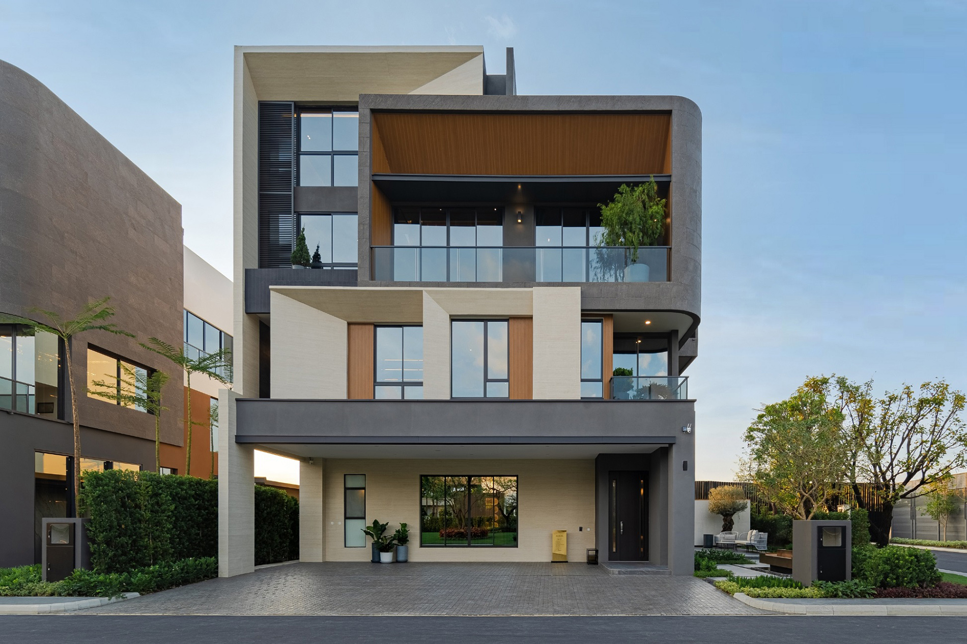 Read more about the article พฤกษา ผนึก บลูสโคป ชูนวัตกรรม “COLORBOND® steel” นำร่องโครงการ ‘เดอะปาล์ม เรสซิเดนเซส พัฒนาการ’