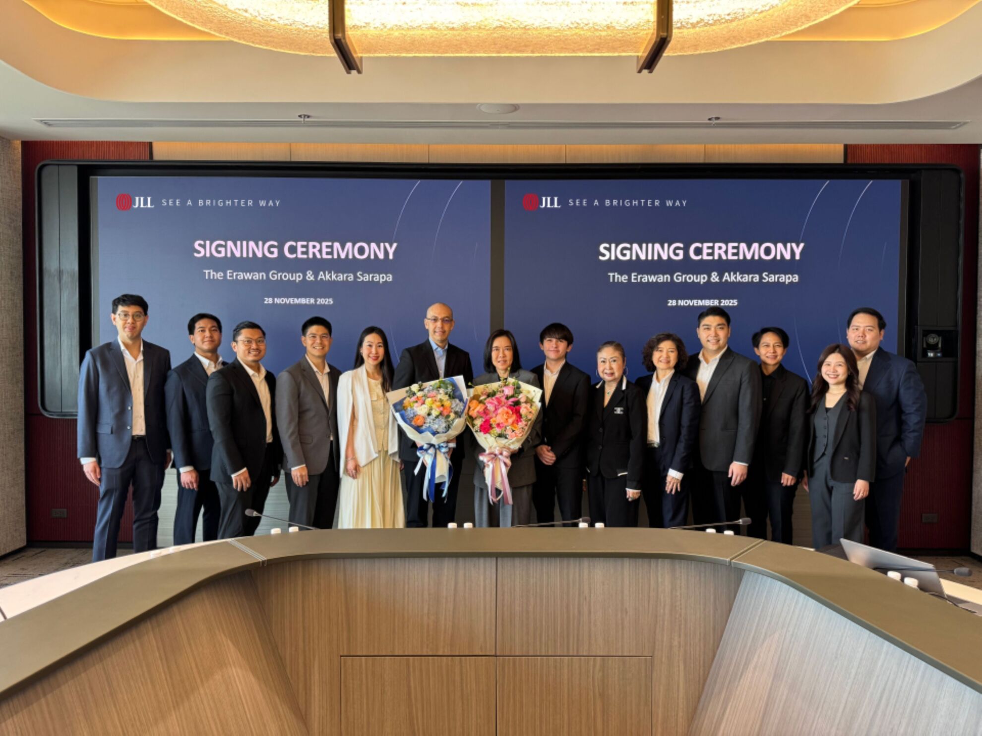 Read more about the article JLL ปิดดีลที่ดินเช่า 1,200 ล้านบาท ใจกลางอโศก-พร้อมพงษ์ ให้แก่ บริษัท ดิ เอราวัณ กรุ๊ป จำกัด