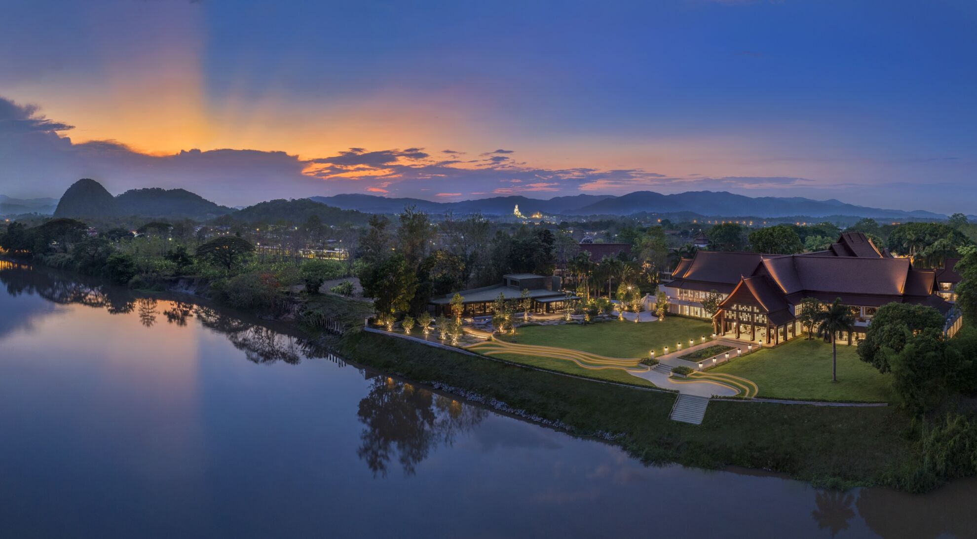 Read more about the article Hilton ปักหมุดแลนด์มาร์กหรูนอกกรุงเทพฯ เตรียมเปิด “Kahavadi Chiang Rai” แบรนด์ระดับโลกแห่งแรกในภาคเหนือ