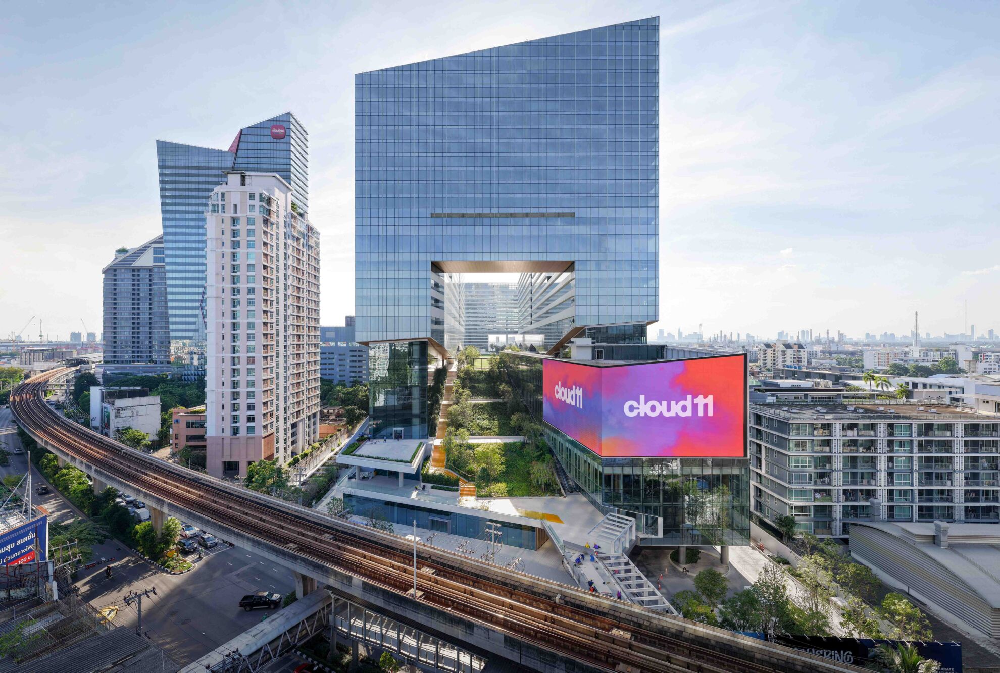 Read more about the article MQDC กางแผน 3 ปี เร่งโอนคอนโดหรู ดีเดย์เปิด “Cloud 11” 16 ก.ค.นี้
