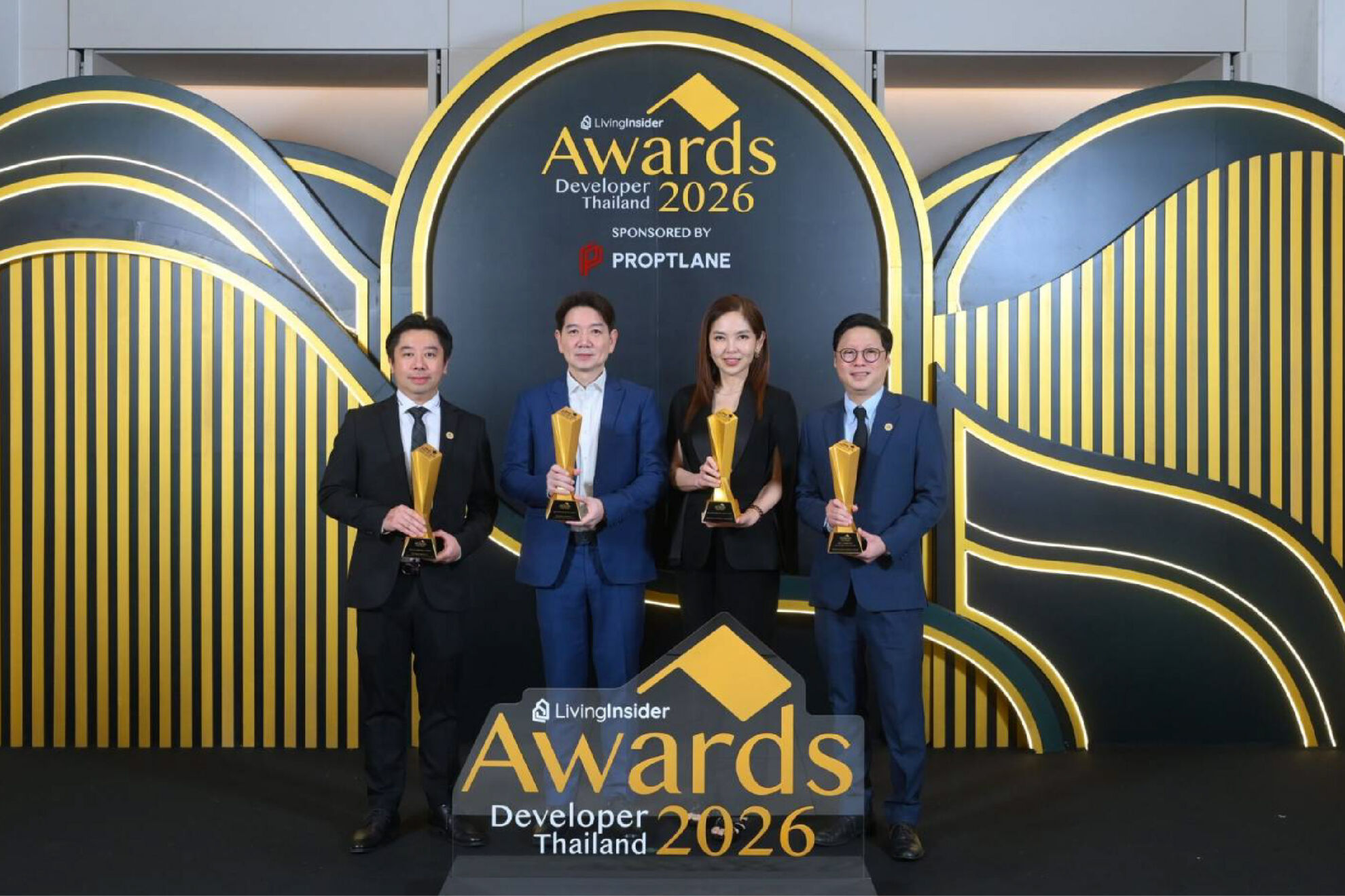 Read more about the article บิ๊กบอส “พีระพงศ์ จรูญเอก” คว้ารางวัล Best CEO แห่งปี พร้อมนำทัพ Origin Group กวาด 4 รางวัล จากเวที LivingInsider Thailand Developer Awards 2026