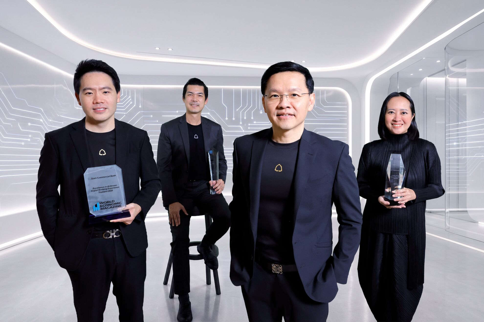 Read more about the article ธนาคารไทยพาณิชย์ คว้า 3 รางวัลระดับนานาชาติ ขับเคลื่อนองค์กรสู่ AI-First Bank อย่างเต็มรูปแบบ
